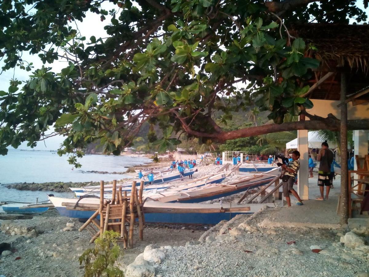 Mother Teresa Rooms And Restaurant Oslob Exteriör bild
