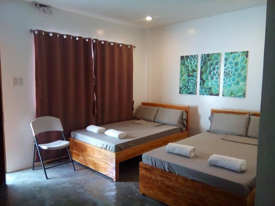 Mother Teresa Rooms And Restaurant Oslob Exteriör bild