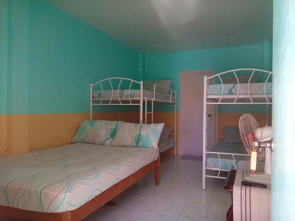 Mother Teresa Rooms And Restaurant Oslob Exteriör bild