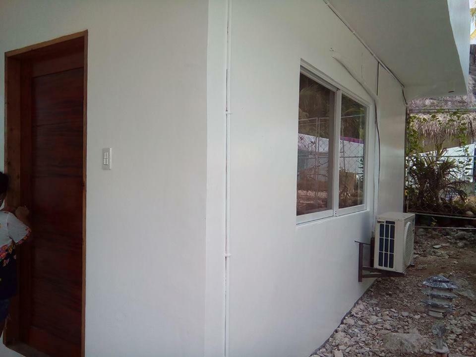 Mother Teresa Rooms And Restaurant Oslob Exteriör bild